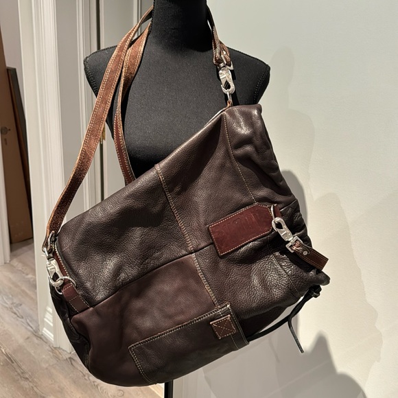 Roots Leather Bucket knapsack - Picture 1 of 4